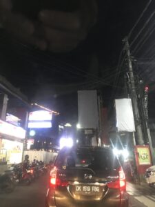 眠らない街クタ